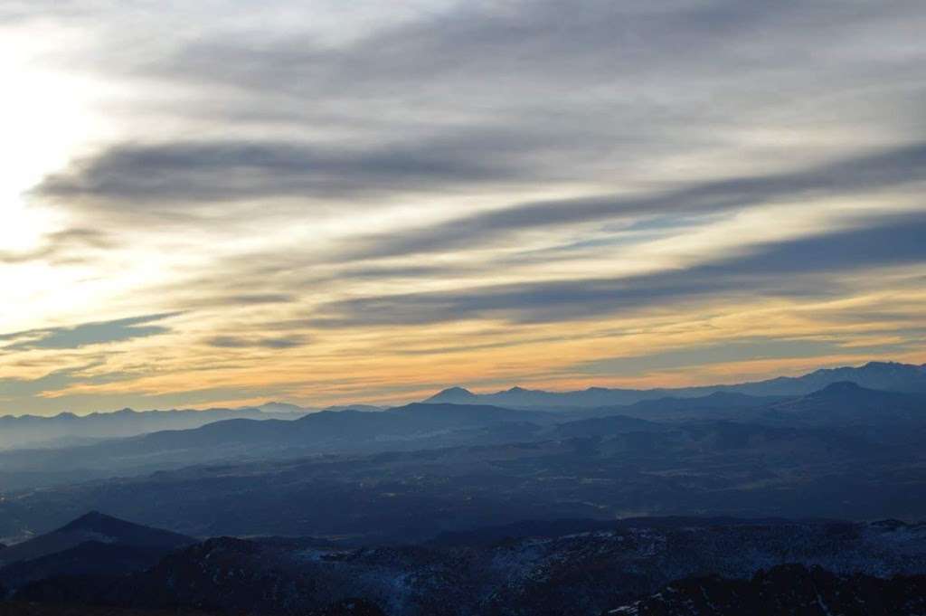 Pikes Peak Shuttle Parking | Denver, CO 80249, USA