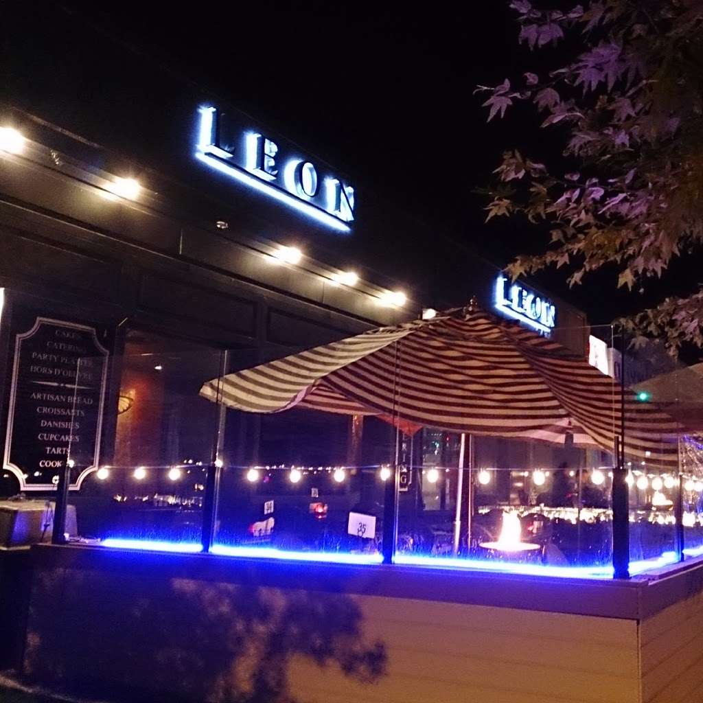 Leon Cafe and Lounge | 2519 Cañada Blvd, Glendale, CA 91208, USA | Phone: (818) 243-4585