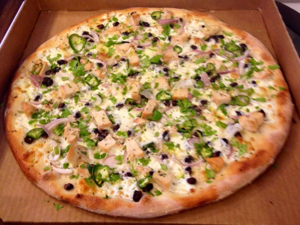 Amazing Pizza & More | 102 Webb St, At Collins Cove Beach, Salem, MA 01970, USA | Phone: (978) 744-9464