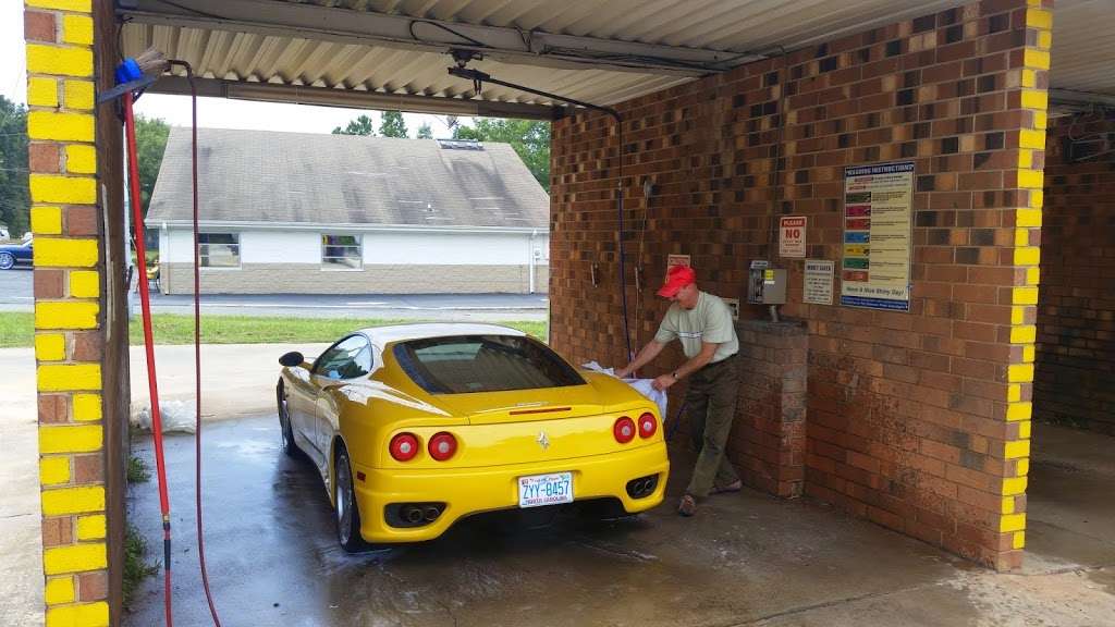 Matthews Car Wash | 1215 Matthews-Mint Hill Rd, Matthews, NC 28105, USA | Phone: (980) 292-1227