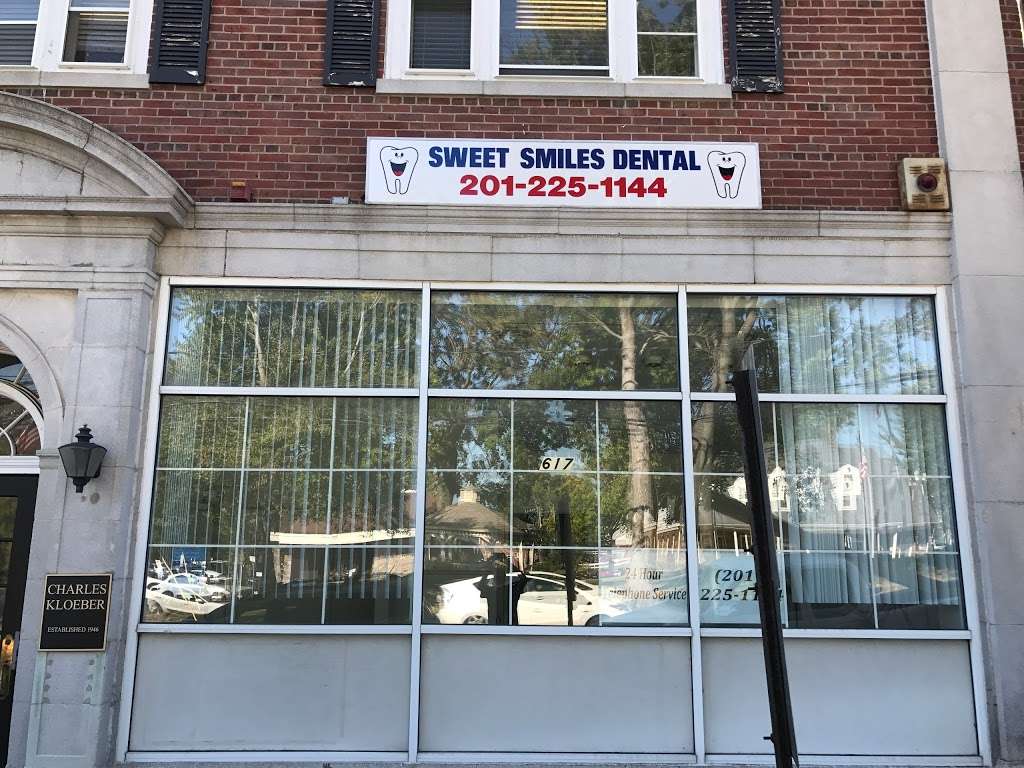 Sweet Smiles Dental Dr Mahesh Limbani DMD | 617 Oradell Ave #2, Oradell, NJ 07649, USA | Phone: (201) 225-1144