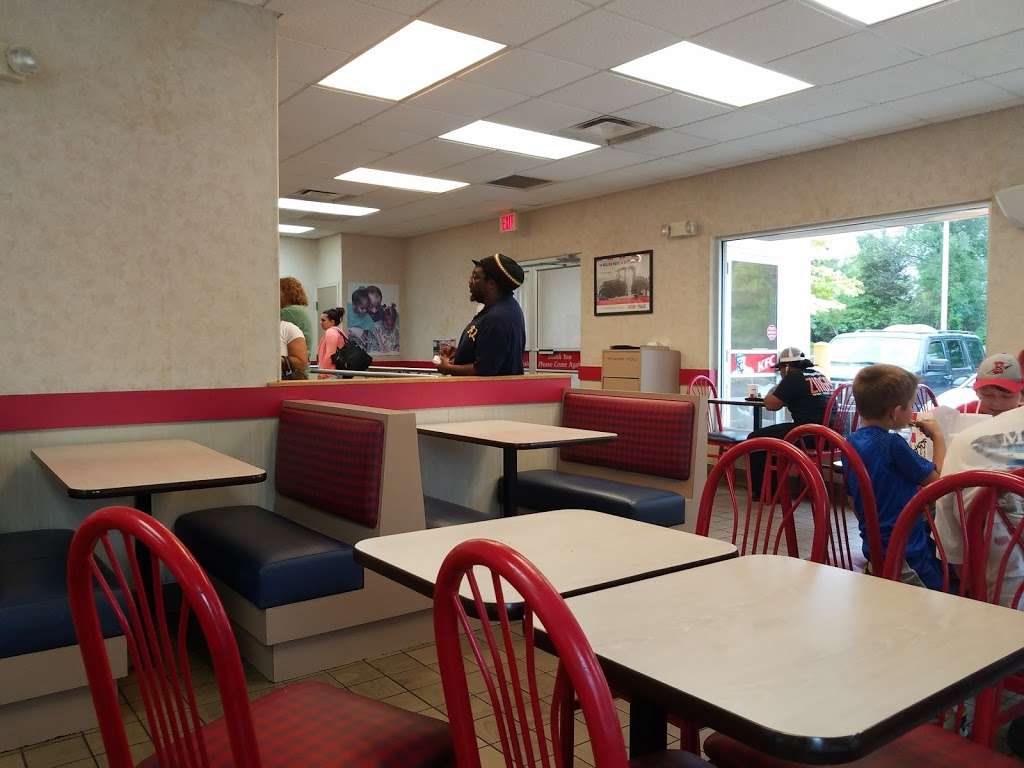 KFC | 17700 Garland Groh Blvd, Hagerstown, MD 21740 | Phone: (240) 420-6562