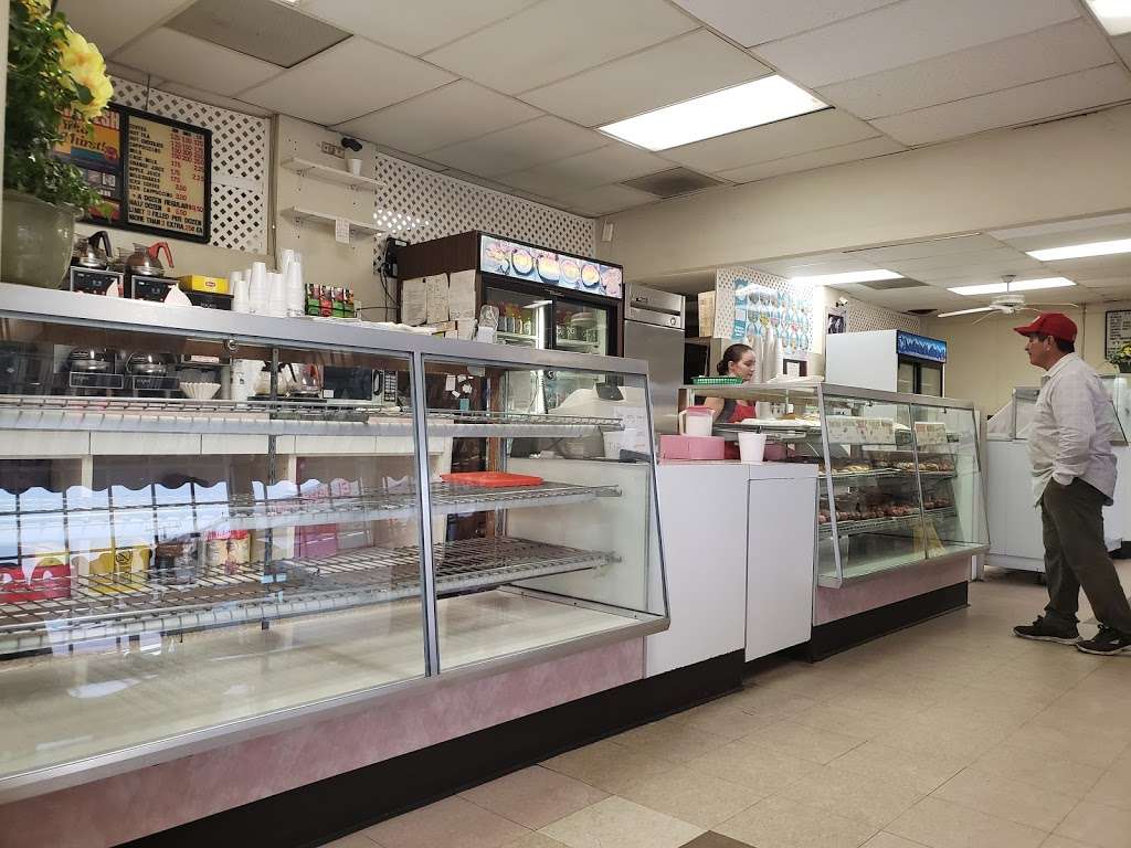 Homeland Donuts | 31170 CA-74, Homeland, CA 92548, USA | Phone: (951) 926-5788