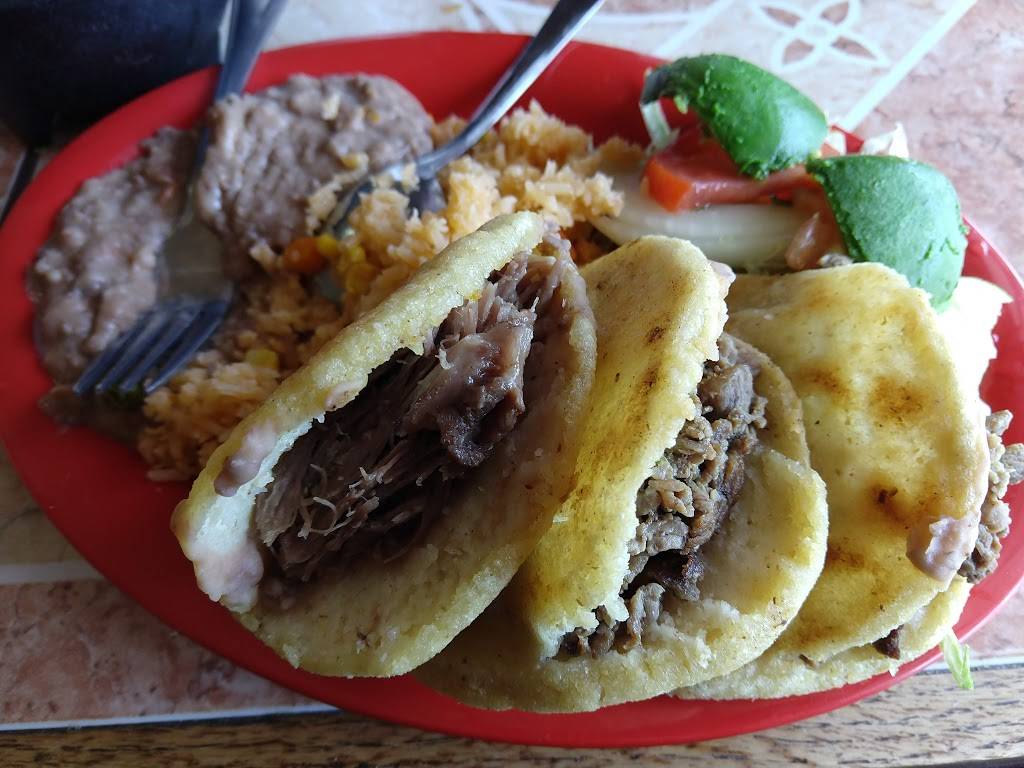 EL PORVENIR PANADERIA Y TAQUERIA | 5031 Wichita St, Fort Worth, TX 76119, USA | Phone: (817) 534-9870