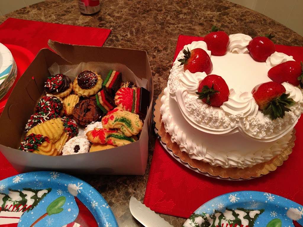 Annas Bakery | 12 Old Haverstraw Rd, Congers, NY 10920, USA | Phone: (845) 268-7540