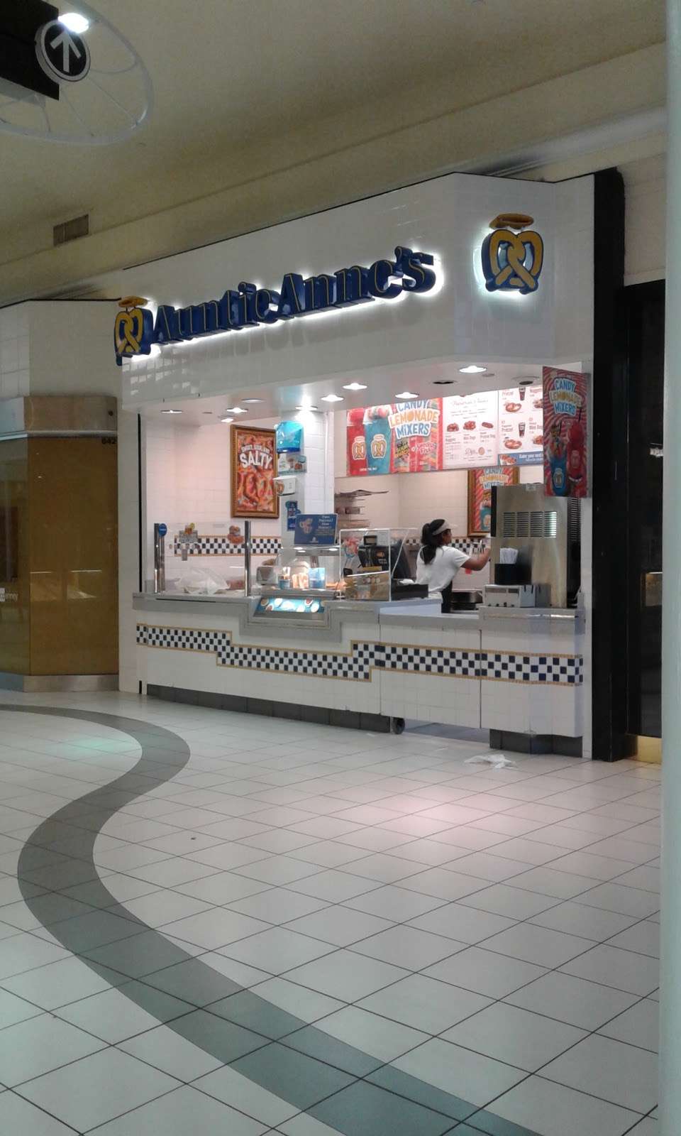 Auntie Annes | 9401 W Colonial Dr #644, Ocoee, FL 34761, USA | Phone: (407) 522-7044