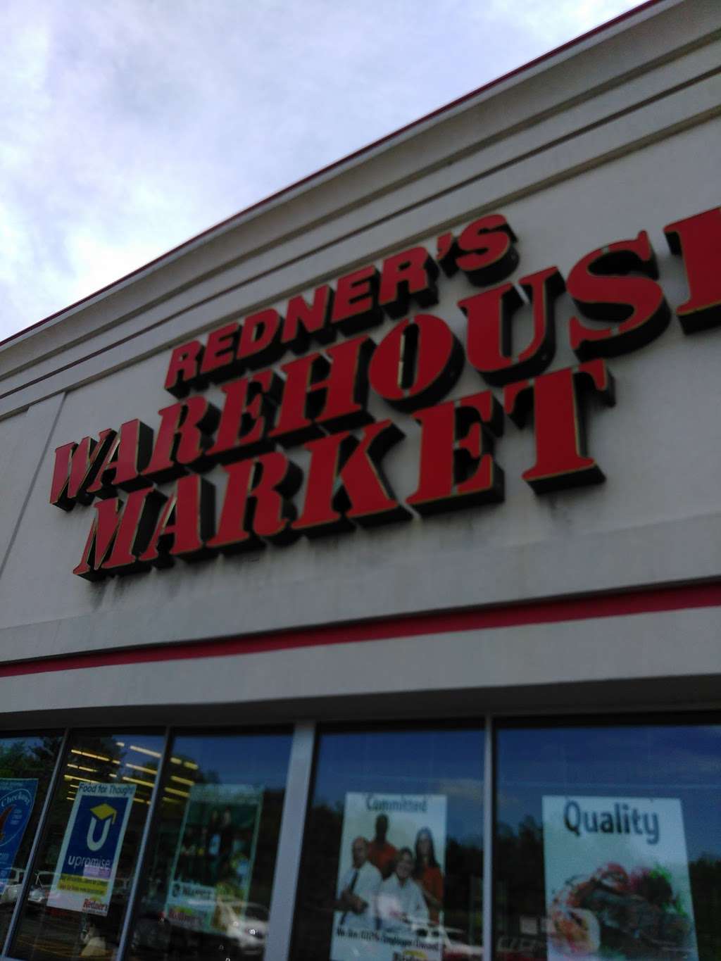 Redners Markets,Inc. | 701 S West End Blvd, Quakertown, PA 18951, USA | Phone: (215) 529-9811