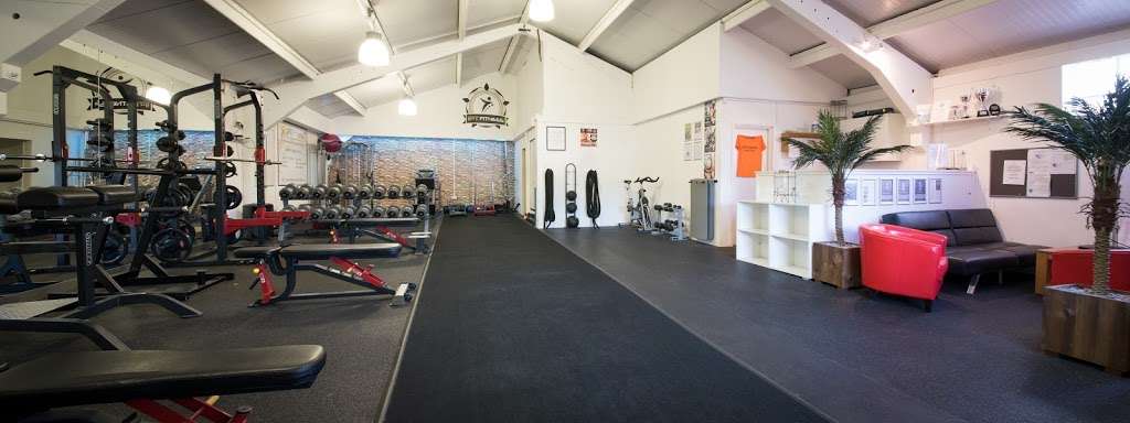 IPT Fitness | 6A, Sham Farm, Eridge Park, Sham Farm Rd, Rotherfield, Tunbridge Wells TN3 9JA, UK | Phone: 01892 888696