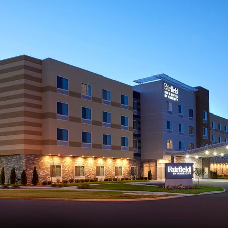 Fairfield Inn & Suites by Marriott Columbus, IN | 2820 Merchant Mile, Columbus, IN 47201, USA | Phone: (812) 552-5333