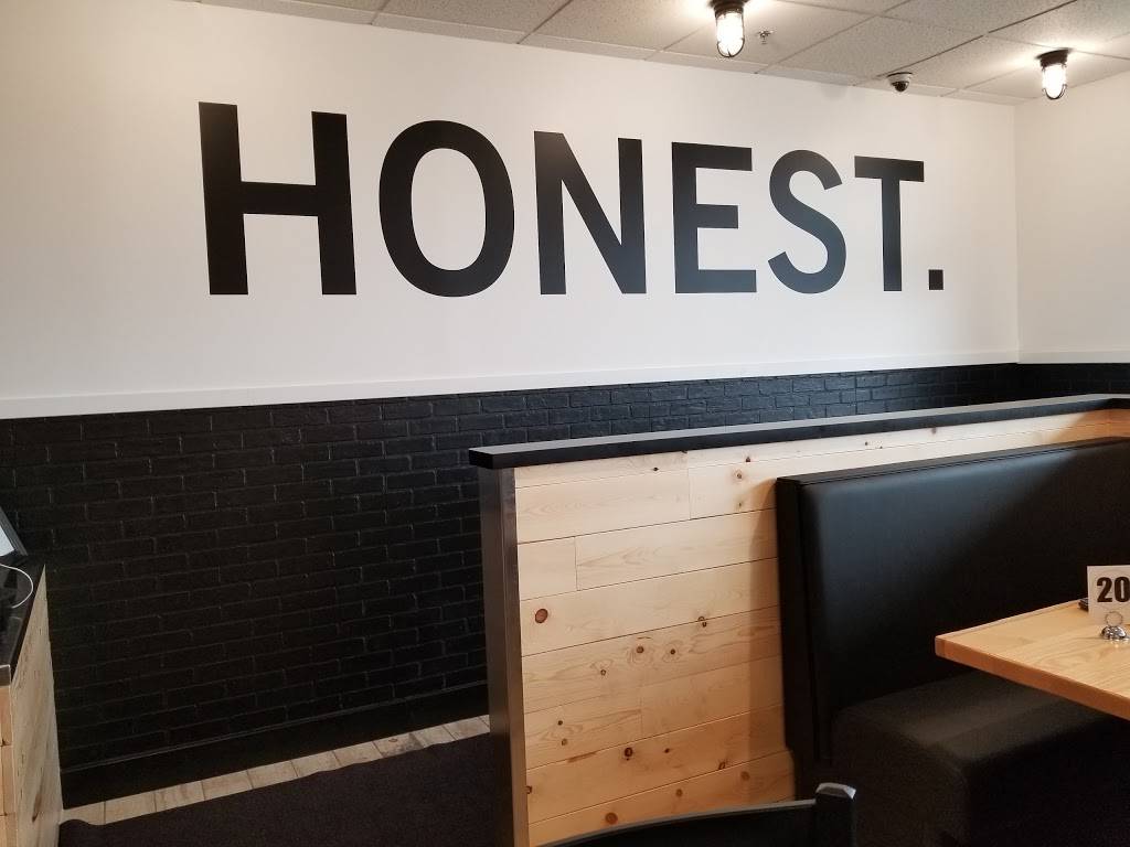 Honest Abes Burgers & Freedom | 2662 Cornhusker Hwy, Lincoln, NE 68521, USA | Phone: (402) 975-2424