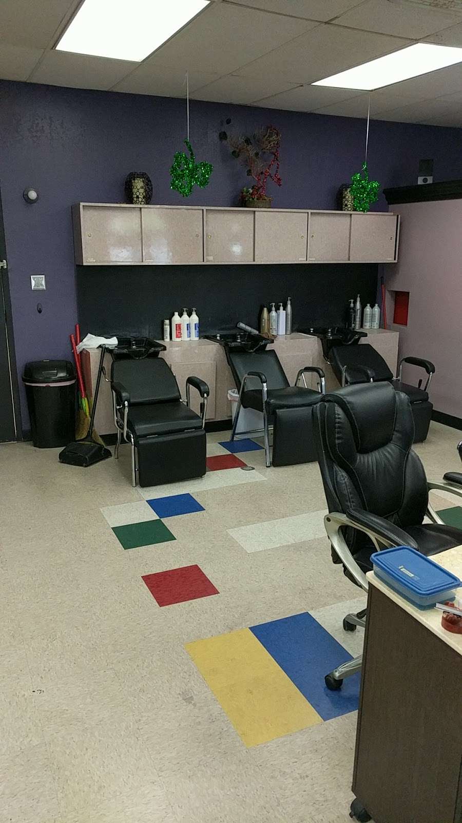 HairCuts And Styles | 12345 Mountain Ave C, Chino, CA 91710, USA | Phone: (909) 591-1988