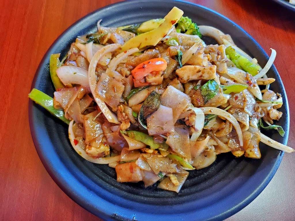 Thai Cuisine | 1756 E Carson St, Carson, CA 90745, USA | Phone: (310) 707-9703