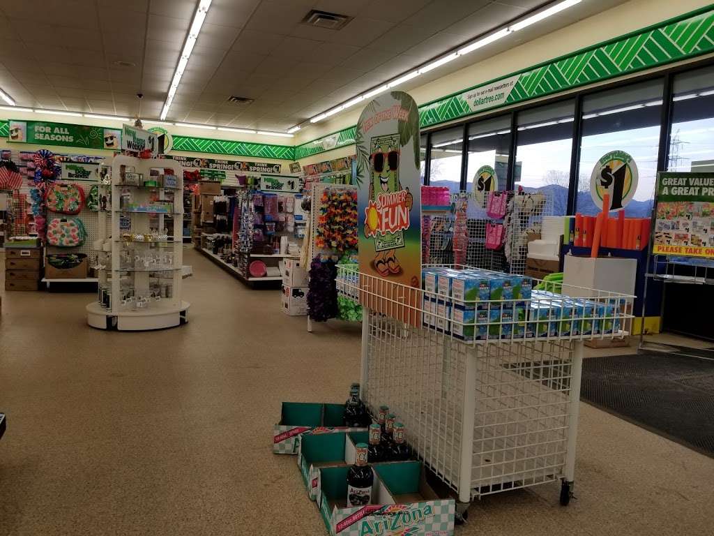 Dollar Tree | 17736 S Golden Rd, Golden, CO 80401 | Phone: (303) 374-2108