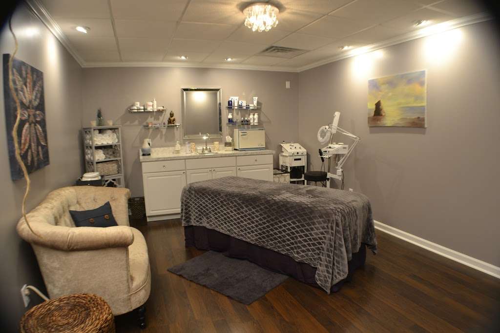 Studio 7 Salon and Spa | 11565 Philadelphia Rd c, White Marsh, MD 21162 | Phone: (410) 925-8697