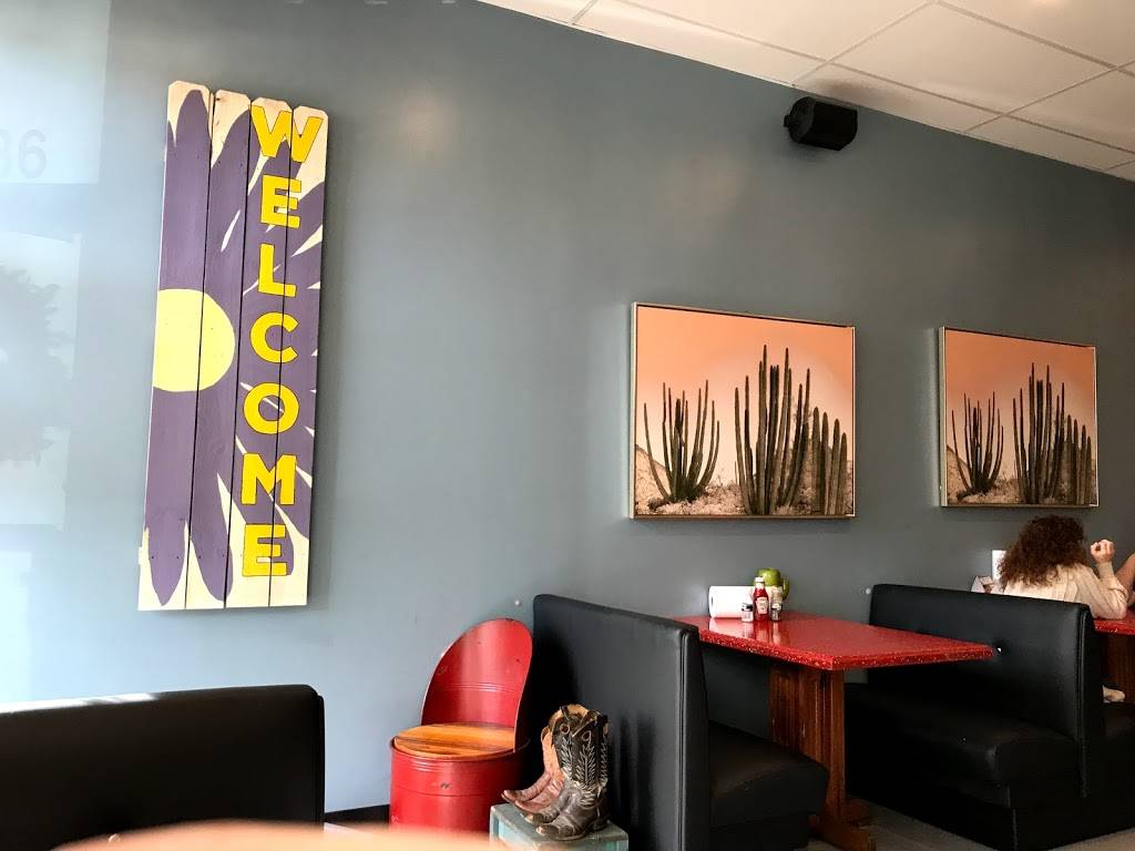 Tommys Burgers + Brews | 1736 Mall Cir, Fort Worth, TX 76116, USA | Phone: (817) 759-9088