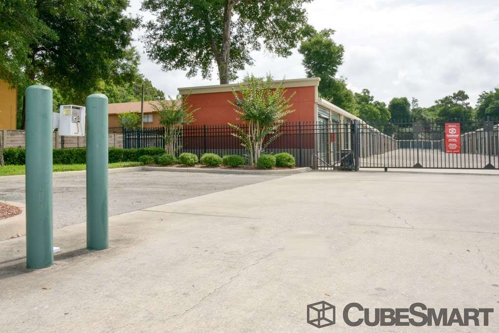 CubeSmart Self Storage | 5301 N Pine Hills Rd, Orlando, FL 32808 | Phone: (407) 522-0941