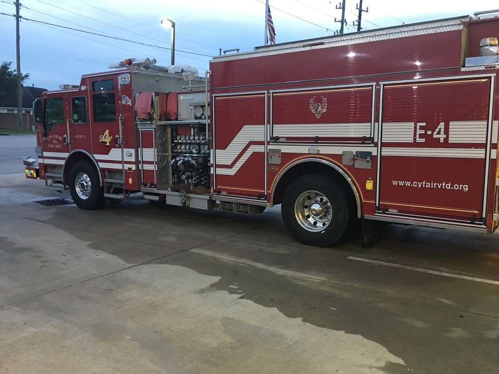 Cy-Fair Volunteer Fire Department Station 4 | 18006 Huffmeister Rd, Cypress, TX 77429, USA