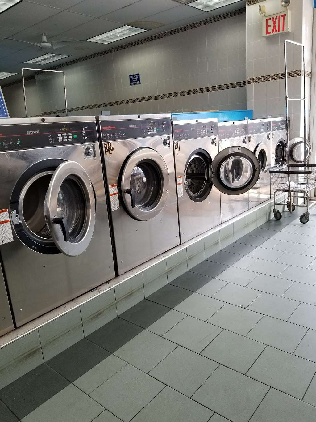 Clean world laundromat | 1715 Flatbush Ave, Brooklyn, NY 11210