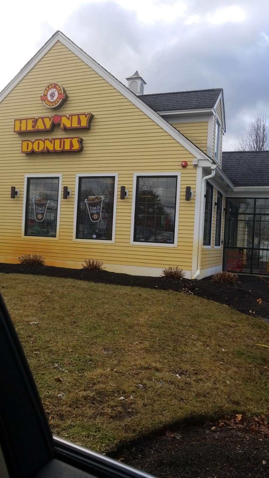 Heavnly Donuts | 579 Main St, Wilmington, MA 01887 | Phone: (978) 447-5378