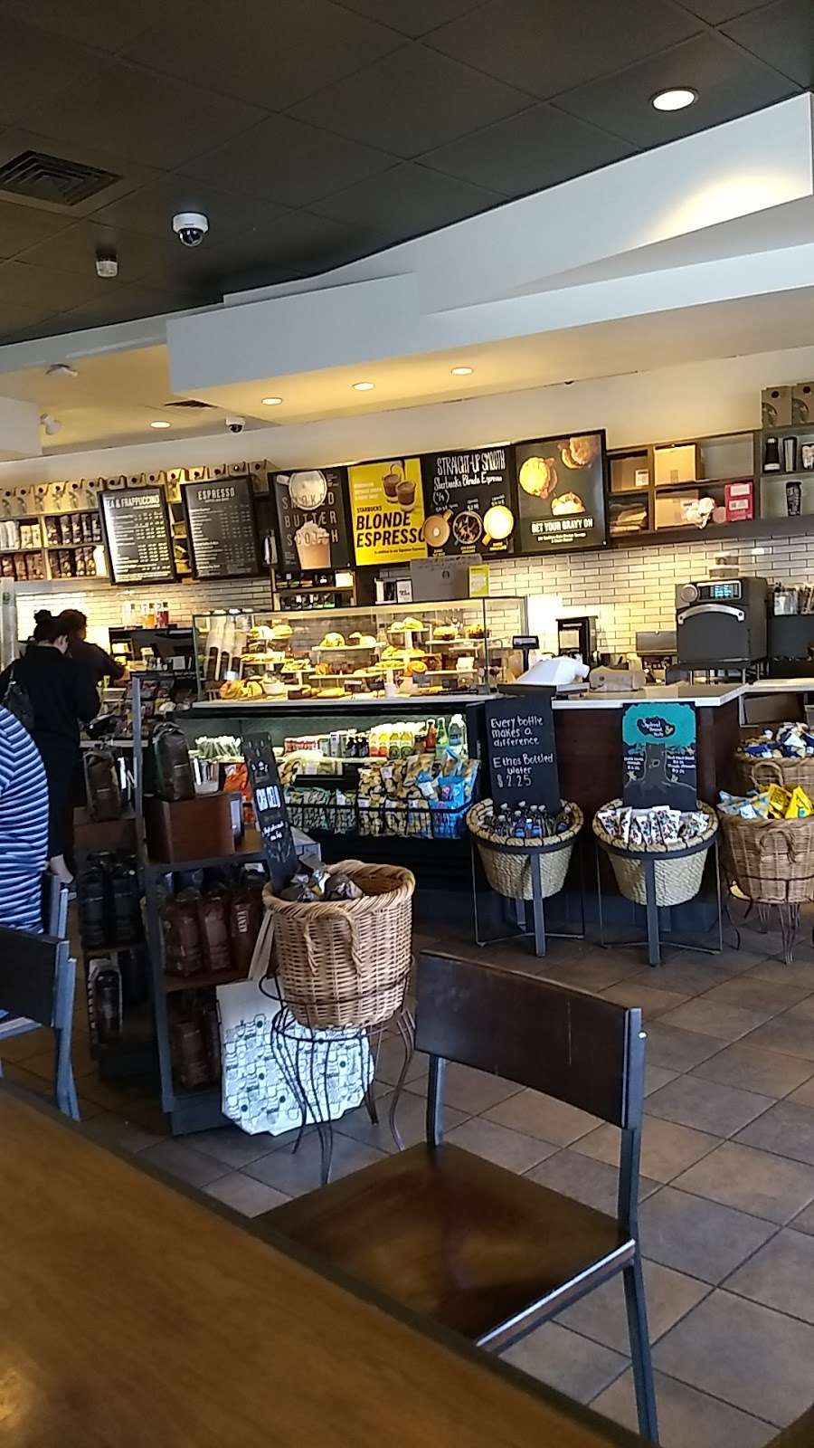 Starbucks | 12867 Mountain Ave, Chino, CA 91710, USA | Phone: (909) 464-2235