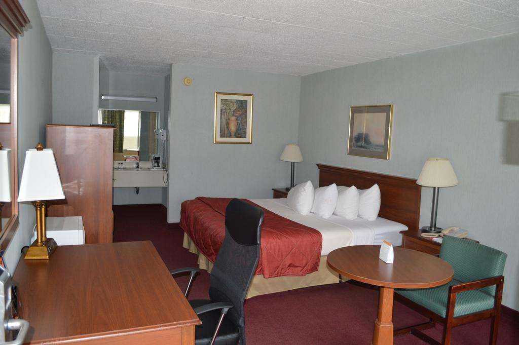 Ramada by Wyndham Hazleton | 1221 N Church St, Hazleton, PA 18202, USA | Phone: (570) 455-2061