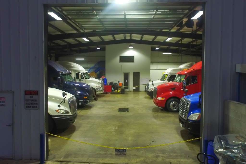 TruckNation-Houston | 10015 N Loop E, Houston, TX 77029, USA | Phone: (713) 673-1757