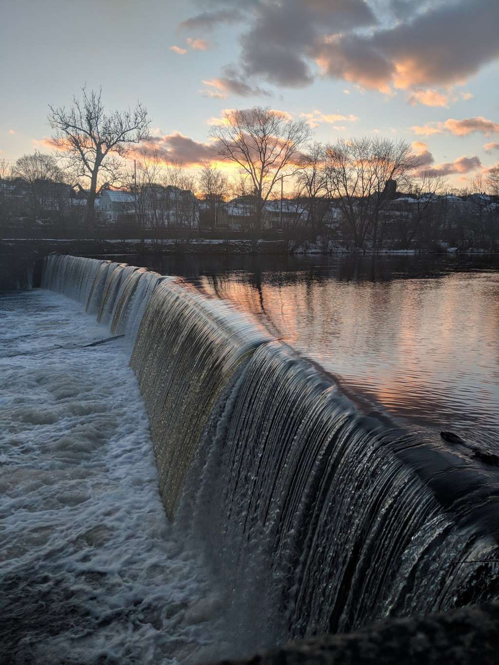 Manville Dam | Cumberland, RI 02864