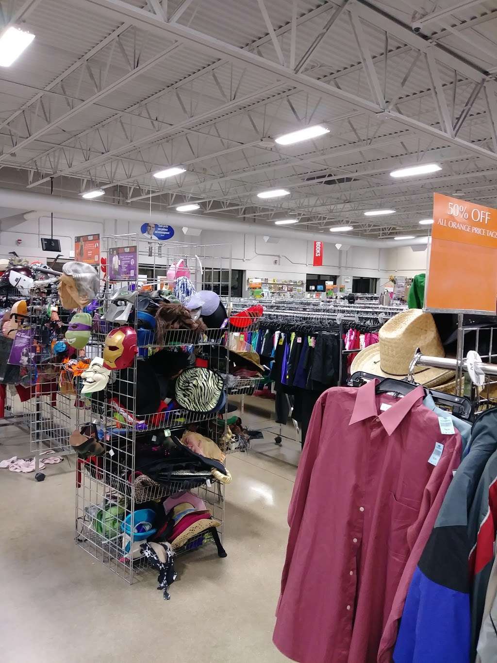 Goodwill Store & Donation Center | 761 S Midlothian Rd, Mundelein, IL 60060 | Phone: (847) 566-0636