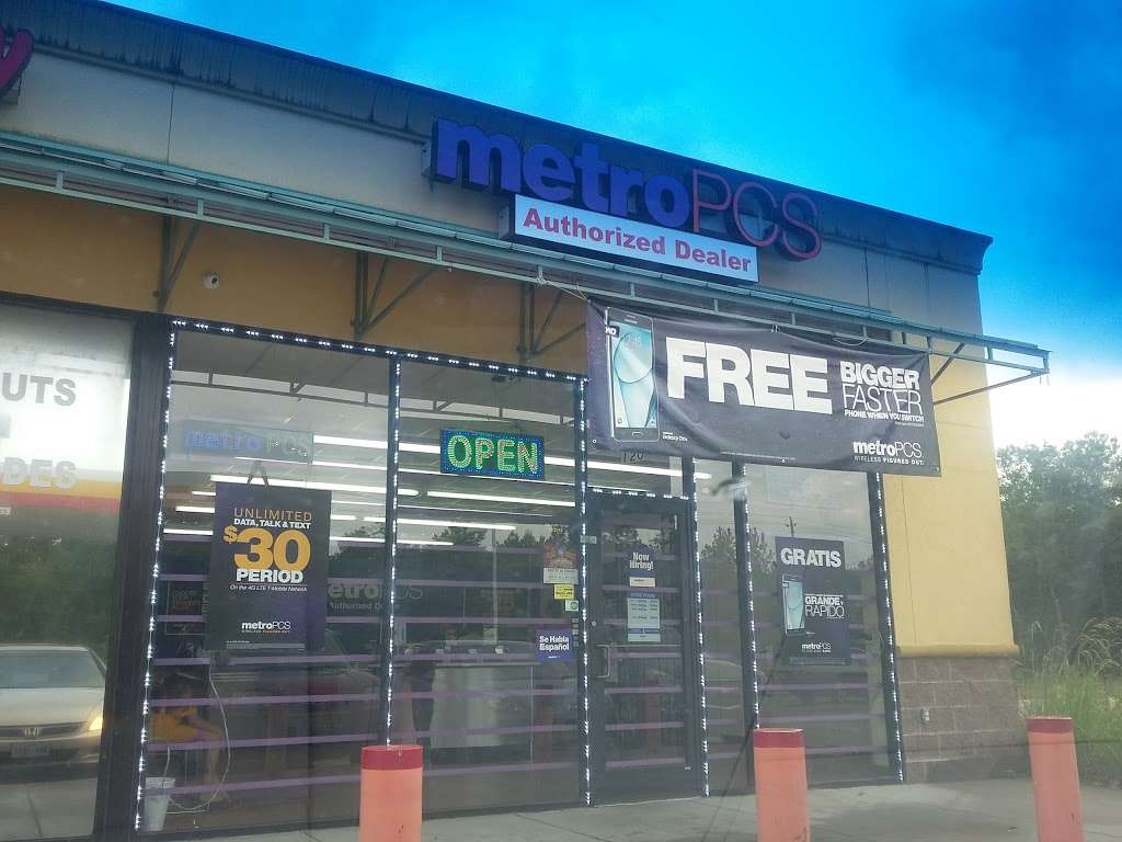 Metro by T-Mobile | 11850 Tidwell Rd Ste 120, Houston, TX 77044, USA | Phone: (832) 230-8319