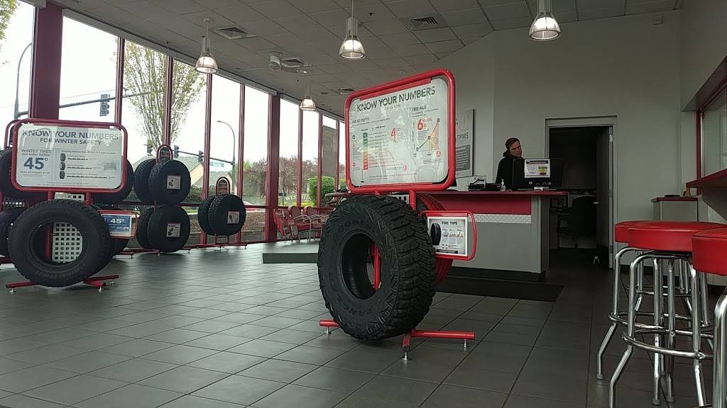 Discount Tire | 900 SE 192nd Ave, Vancouver, WA 98683, USA | Phone: (360) 258-2101