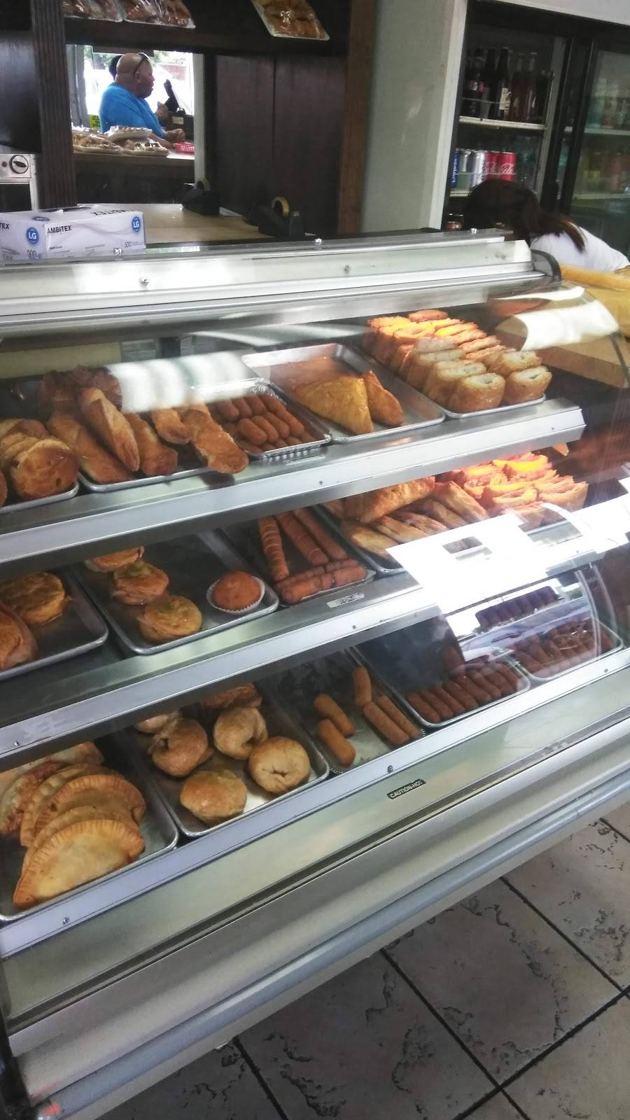 Las Delicias Bakery | 610 E 9th St, Hialeah, FL 33010, USA | Phone: (305) 887-3555