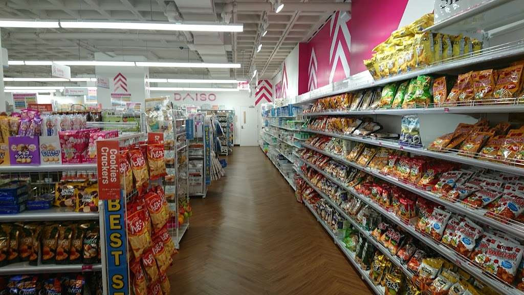 Daiso in 925 Central Park Ave, Scarsdale, NY 10583, USA