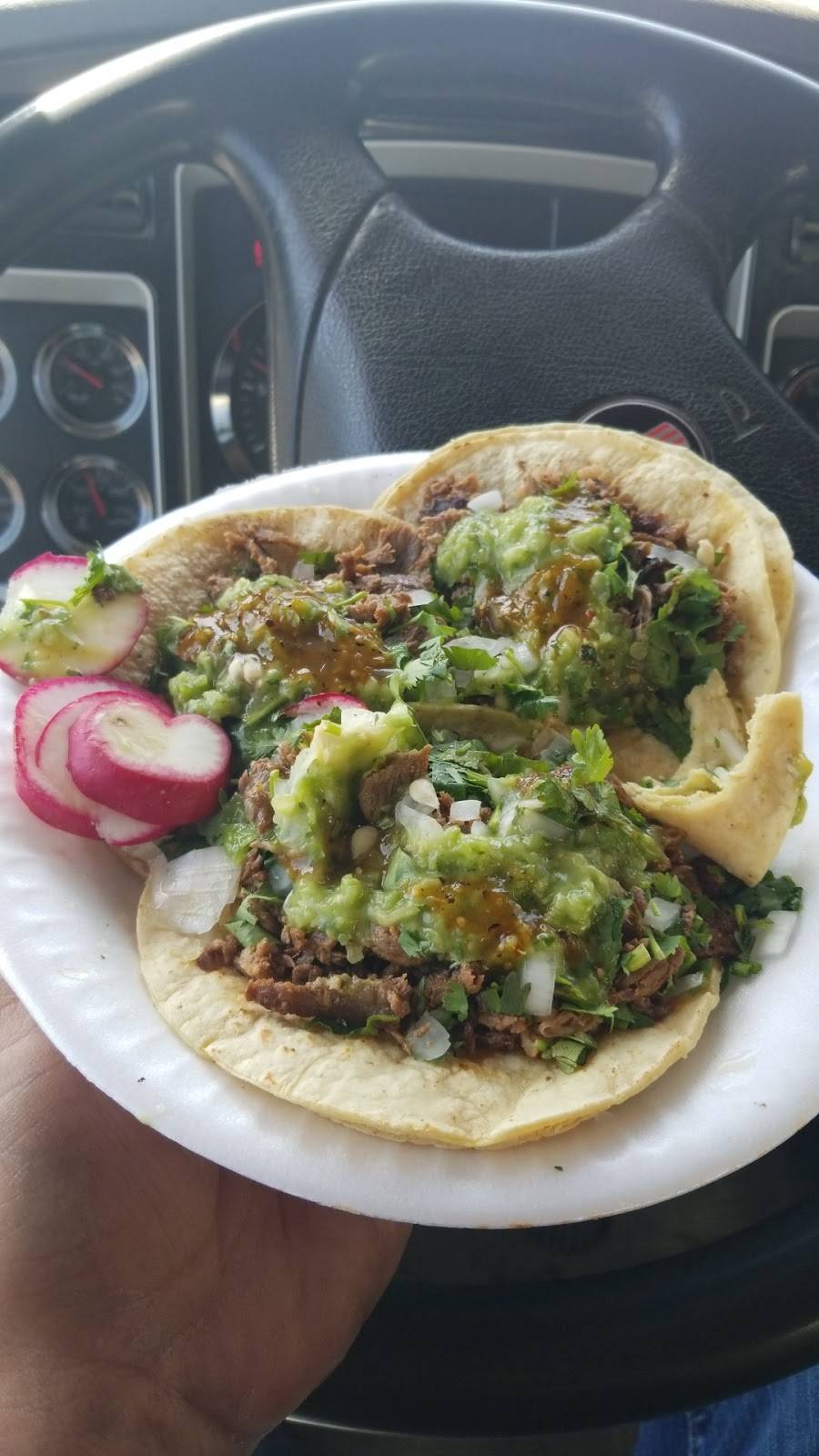 Tacos y Birria El Guero | 1010 E Chestnut Ave A, Santa Ana, CA 92701, USA | Phone: (714) 552-1439