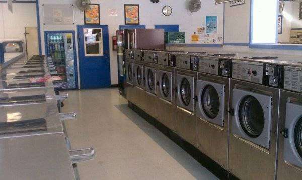 Cypress Bubbles | 16900 Lakewood Blvd, Bellflower, CA 90706, USA
