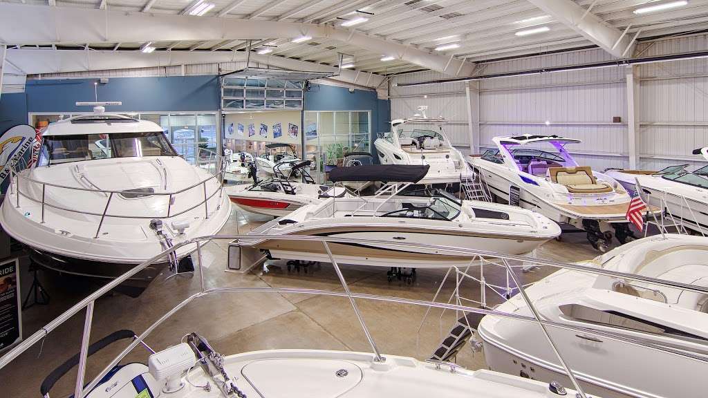 B & E Marine Inc | 31 Lake Shore Dr, Michigan City, IN 46360, USA | Phone: (219) 879-8301