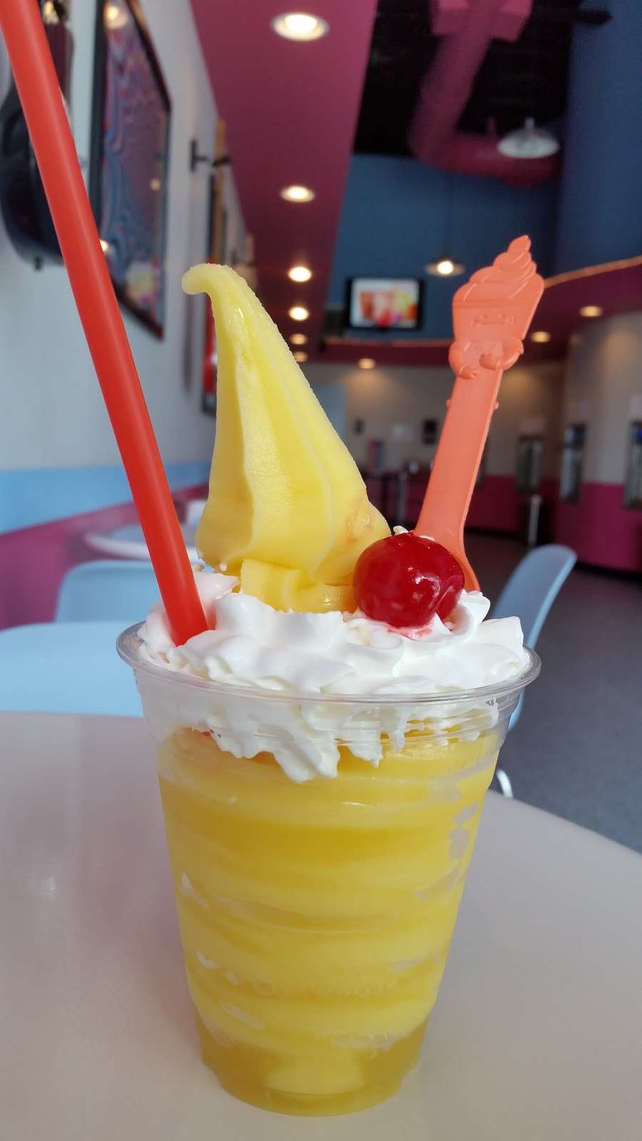 YoDaddio Frozen Yogurt & Ice Cream | 2250 Posner Blvd, Davenport, FL 33837, USA | Phone: (863) 424-2444