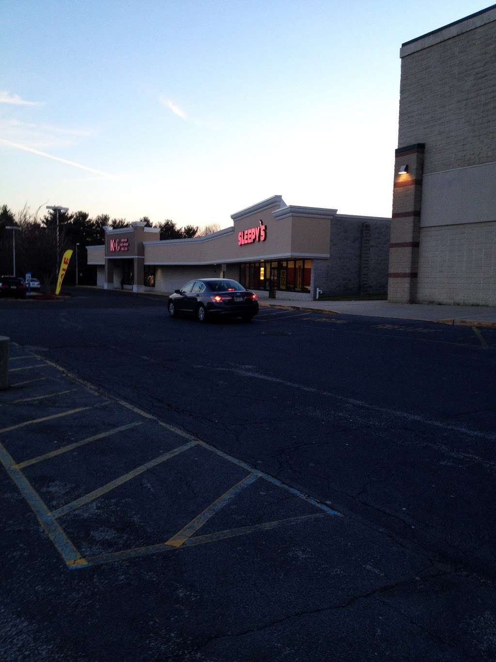 Mattress Firm Deptford Township | 1460 Almonesson Rd, Deptford Township, NJ 08096, USA | Phone: (856) 845-8849