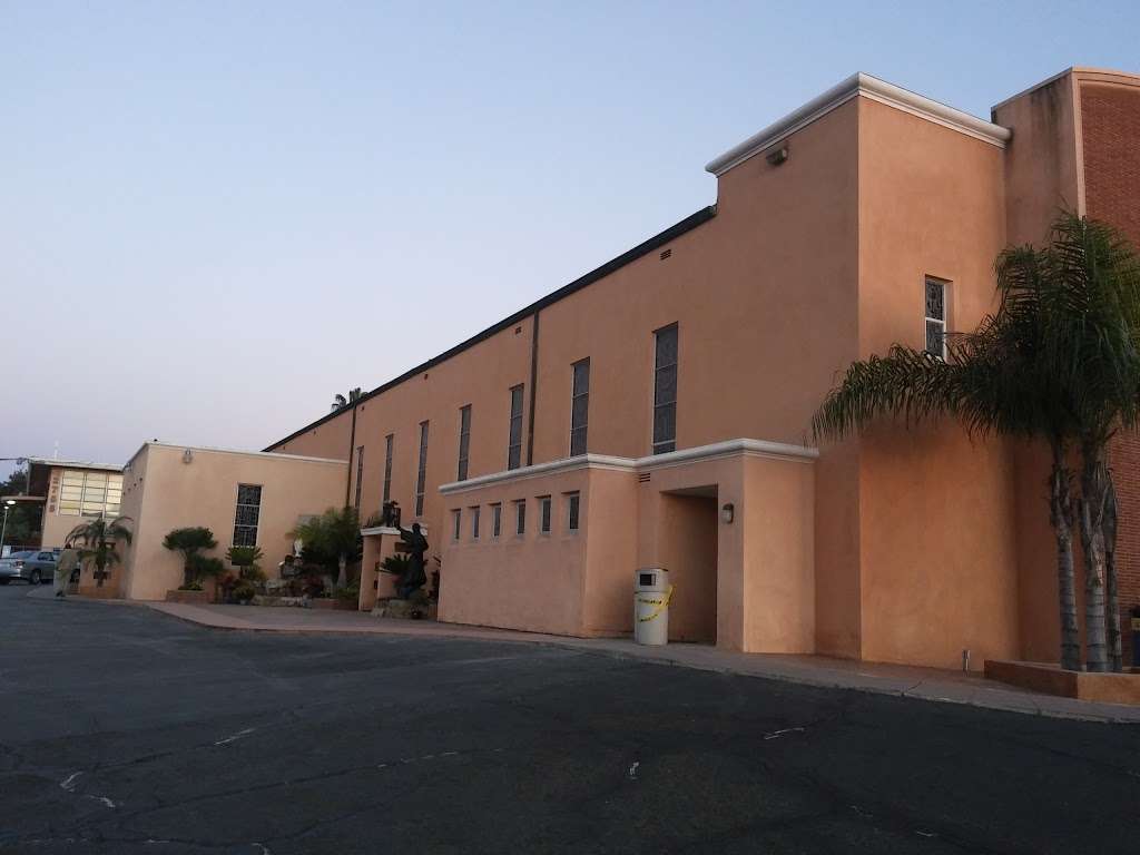 Holy Spirit Catholic Church | 2725 55th St, San Diego, CA 92105, USA | Phone: (619) 262-2435
