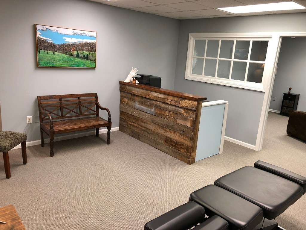 Foundation First Chiropractic & Acupuncture | 4707 College Blvd #106, Leawood, KS 66211 | Phone: (913) 735-5717