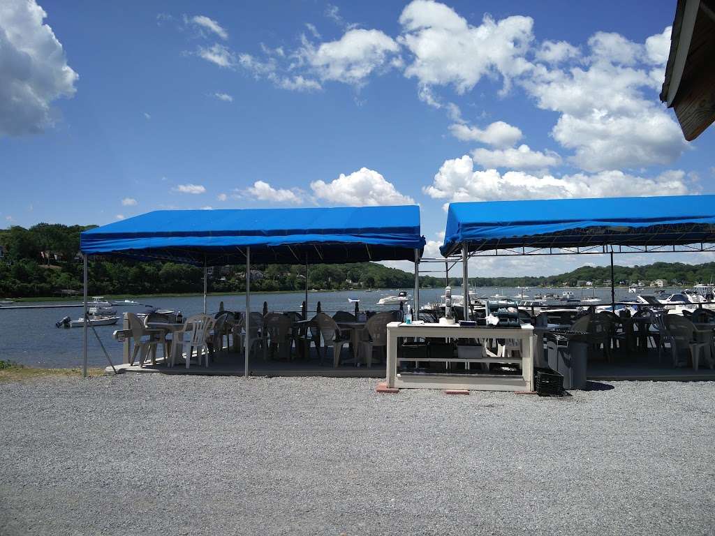 The Clam Bar at Bridge Marine | 40 Ludlam Ave, Bayville, NY 11709, USA | Phone: (516) 628-8688
