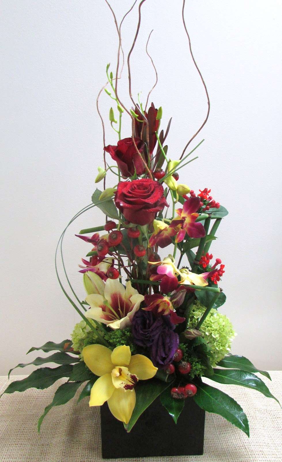 Crown Valley Florist | 31161 Niguel Rd e, Laguna Niguel, CA 92677 | Phone: (949) 363-9110