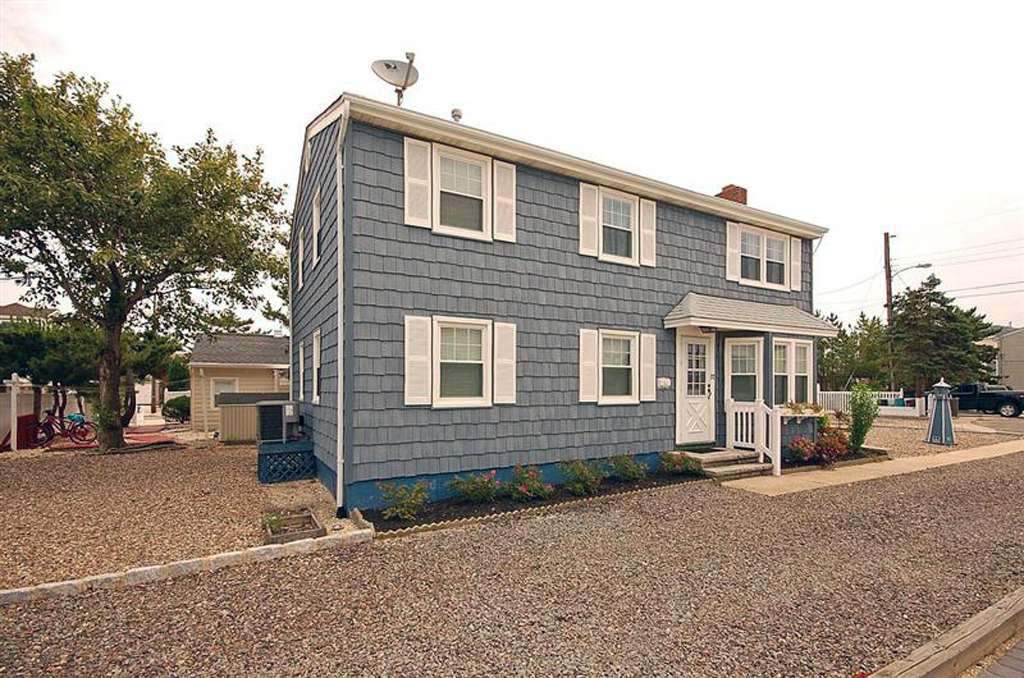 LBI Escape Vacation Rental | 12 Joseph Ave, Long Beach Township, NJ 08008, USA