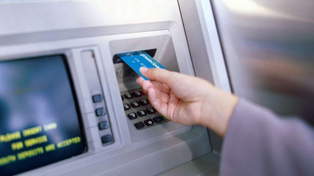 Bridgewater Savings Bank - Hockomock Plaza ATM | 237 W Center St, West Bridgewater, MA 02379, USA | Phone: (508) 884-3300