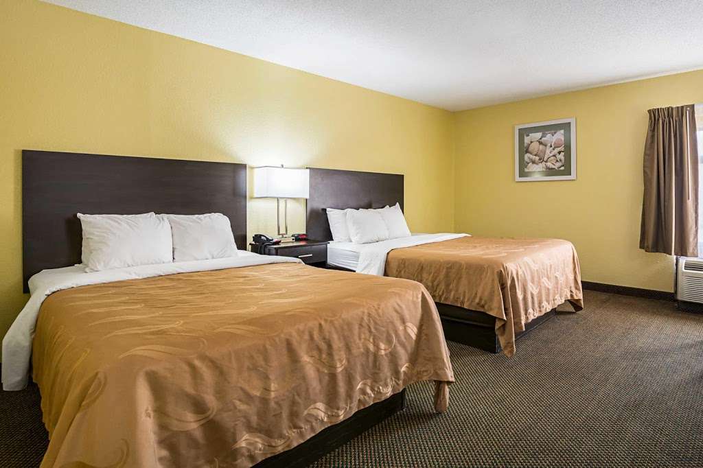 Quality Inn & Suites Greensburg I-74 | 2211 IN-3, Greensburg, IN 47240, USA | Phone: (812) 663-9998
