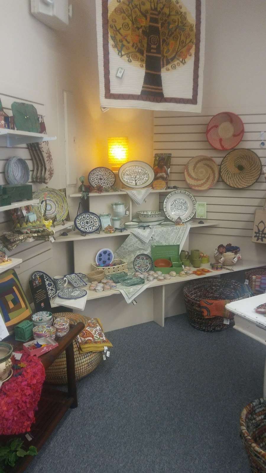 Ten Thousand Villages | 13625 Pennsylvania Ave, Hagerstown, MD 21742 | Phone: (301) 797-3020