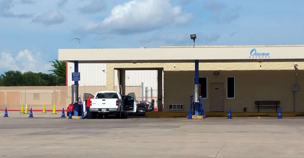 Ocean Express Car Wash | 3000 FM 528 Rd, Friendswood, TX 77546, USA | Phone: (281) 482-9274