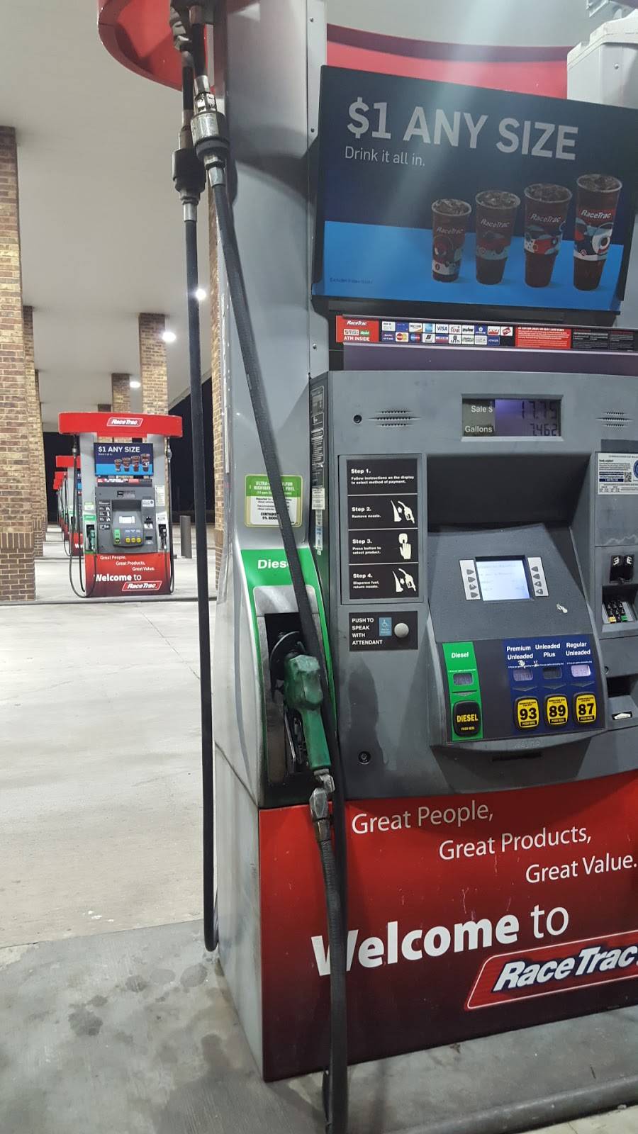 RaceTrac | Photo 4 of 5 | Address: 7401 Lakeview Pkwy, Rowlett, TX 75088, USA | Phone: (972) 412-6925