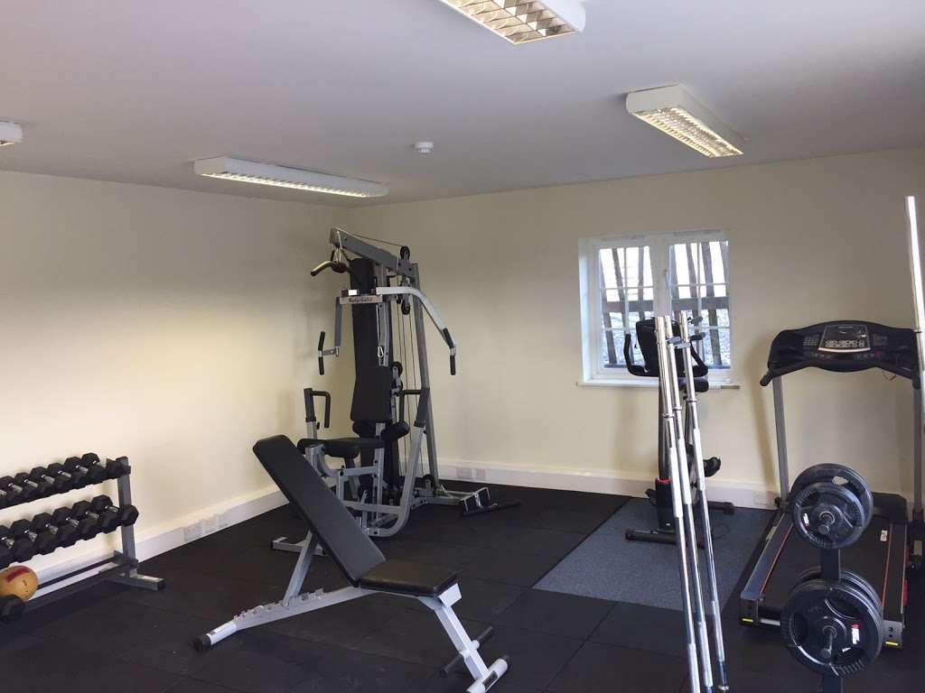 Blue Fitness Academy | 7 Westerham Rd, Bromley, Keston BR2 6AX, UK | Phone: 07534 947065