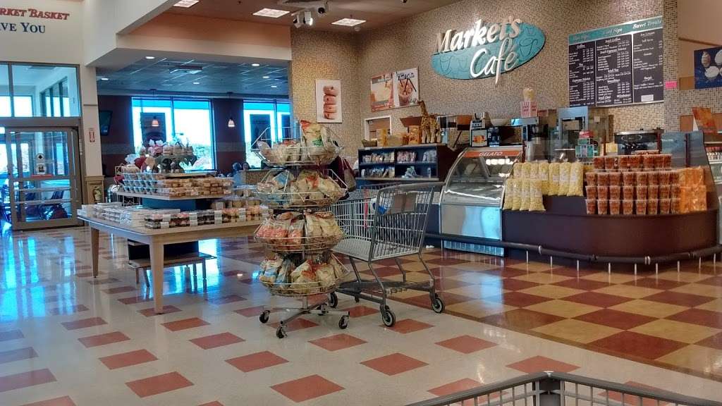 MARKET BASKET - 21 Photos & 56 Reviews - 8 Highland Commons E, Hudson,  Massachusetts - Grocery - Phone Number - Yelp