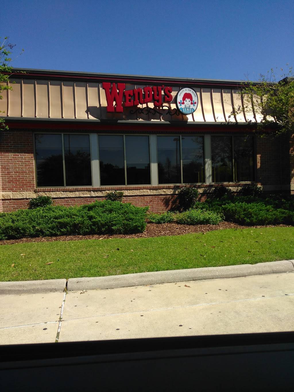 Wendys | 4021 C Behrman Hwy, New Orleans, LA 70114, USA | Phone: (504) 356-8607